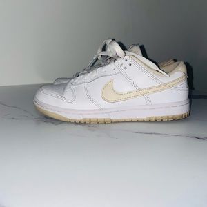 🔥SIZE 7W/5.5M - Women's Nike Dunk Low Pearl White
